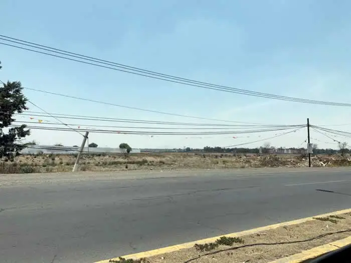 Terreno con uso de suelo comercial en el Estado de México, Tecamac (2/3)