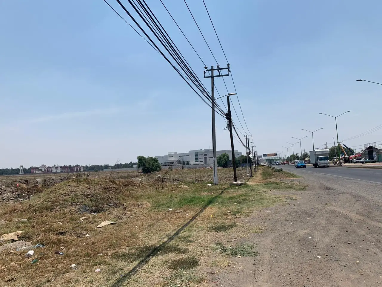 Terreno con uso de suelo comercial en el Estado de México, Tecamac (3/3)