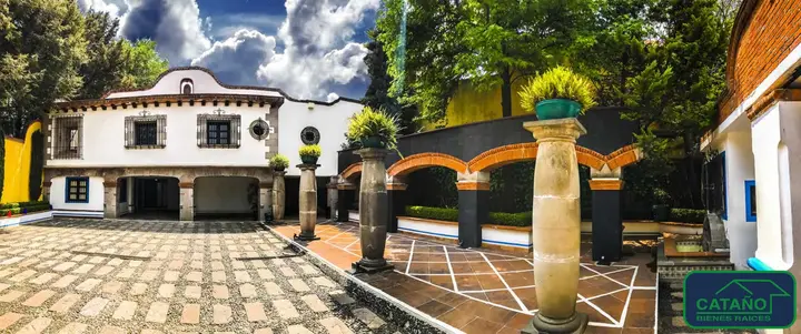 Av. San Jerónimo, residencia en venta