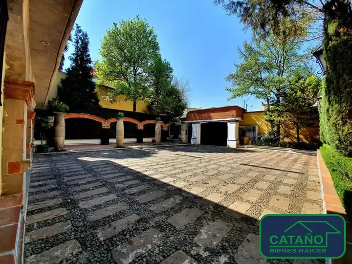 Av. San Jerónimo, residencia en venta (5/6)