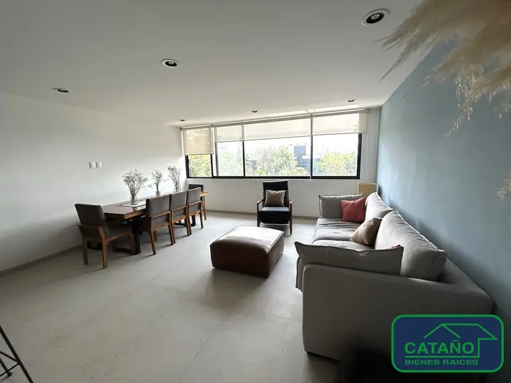 Departamento en venta, Las Aguilas, Cardenales