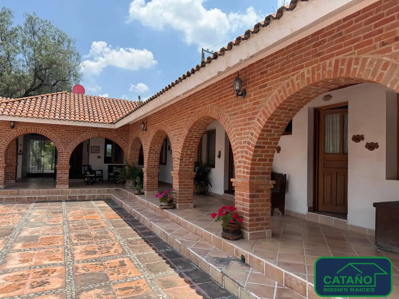 Casa en venta, Barrio San Juan, Tequisquiapan, Calzada de la Media Luna (1/28)