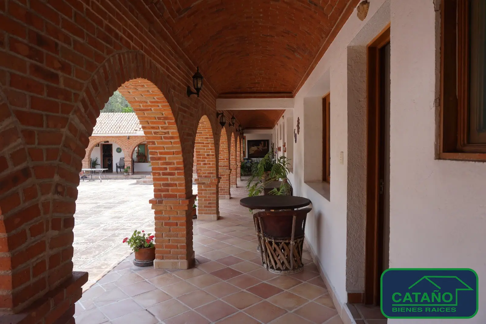 Casa en venta, Barrio San Juan, Tequisquiapan, Calzada de la Media Luna (3/28)