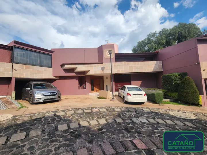 Casa en condominio en venta, Valle Escondido, Cerrada Tehuixtle