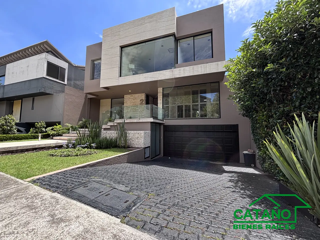 Exclusiva residencia en renta en Cumbres de Santa Fe, Av de los Poetas (3/38)