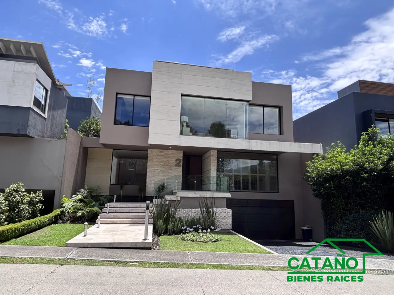 Exclusiva residencia en renta en Cumbres de Santa Fe, Av de los Poetas (4/38)