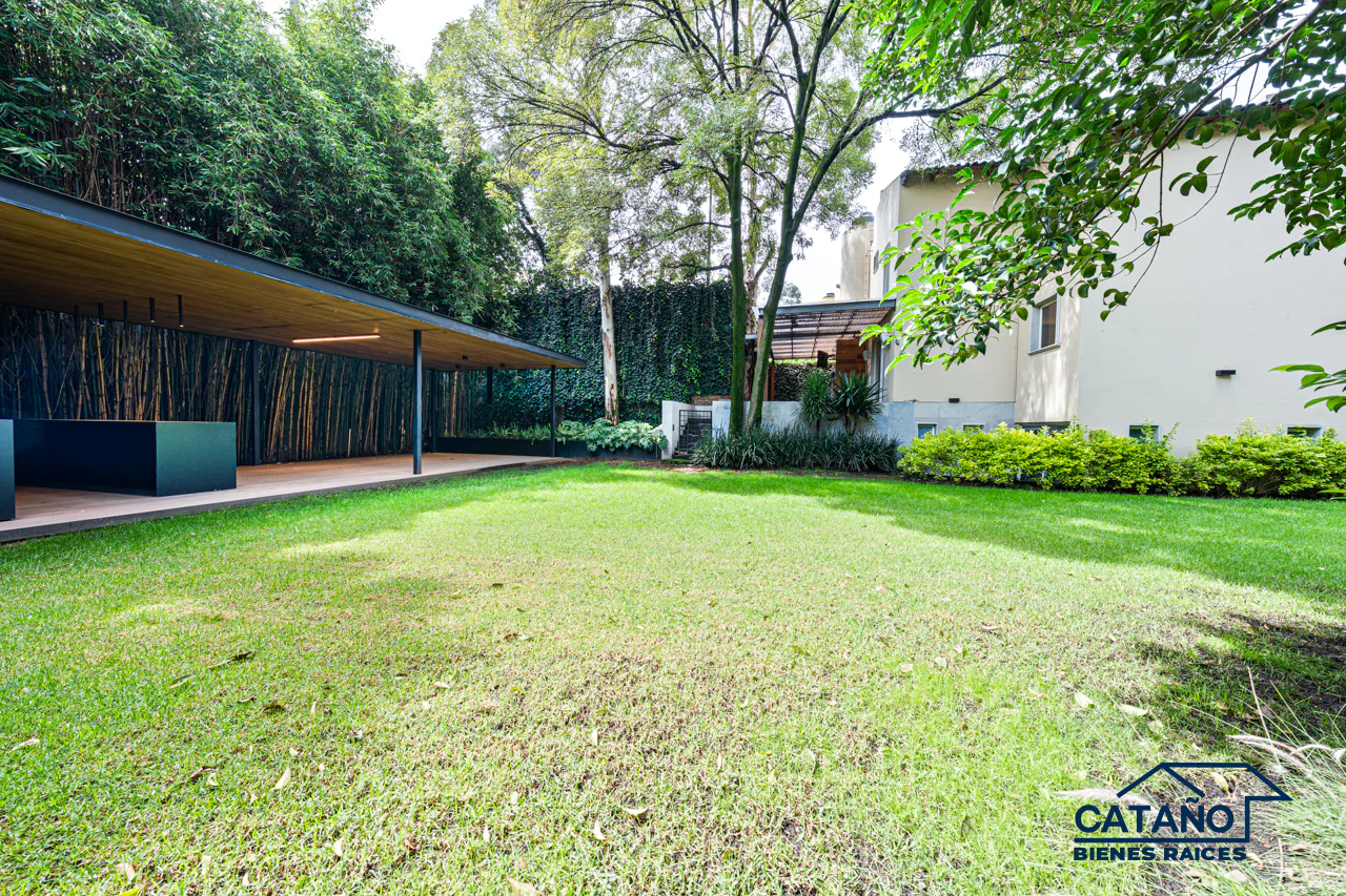 Casa en Venta, San Jerónimo Lídice, Redención (3/26)