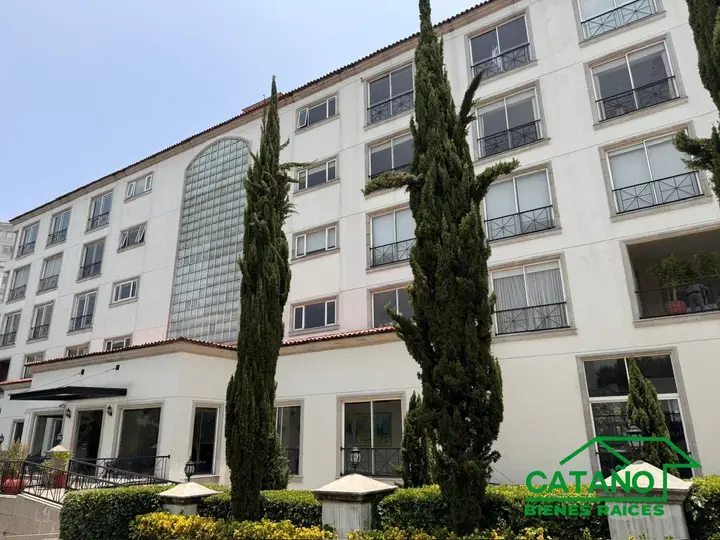 Amplio PH en Renta, Lomas Country Club, Av. Real del Country