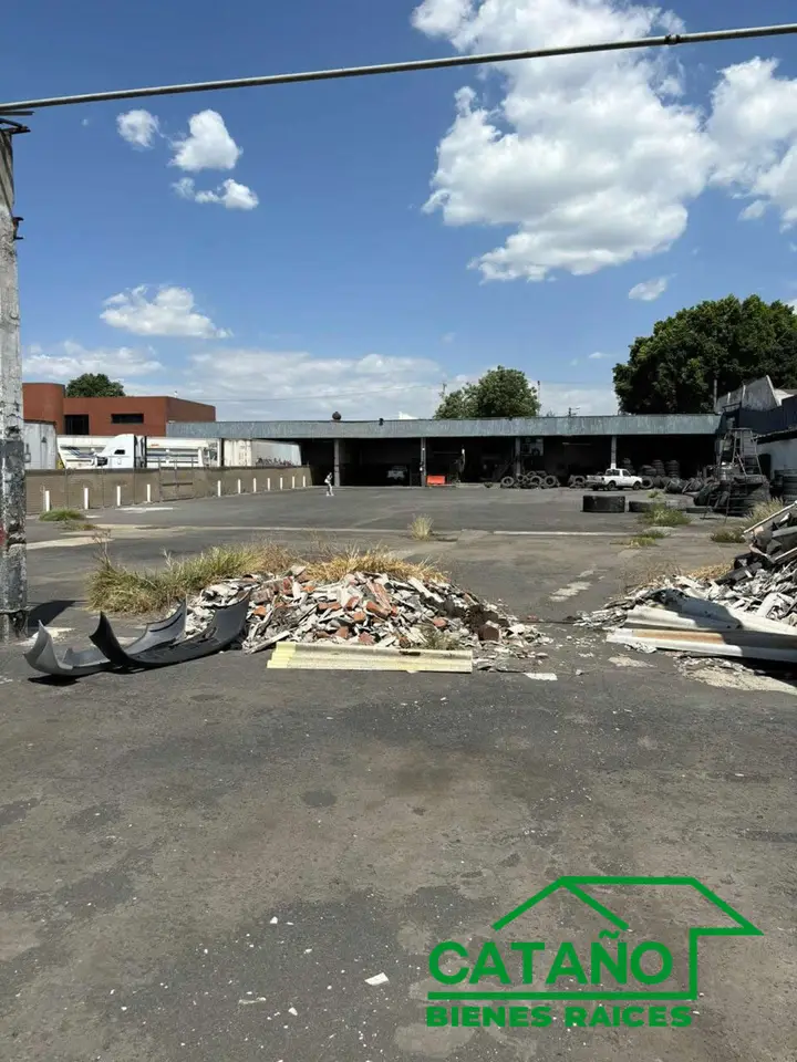 ¡Excelente terreno con gran potencial comercial! en Olivos Tlahuac, Venados