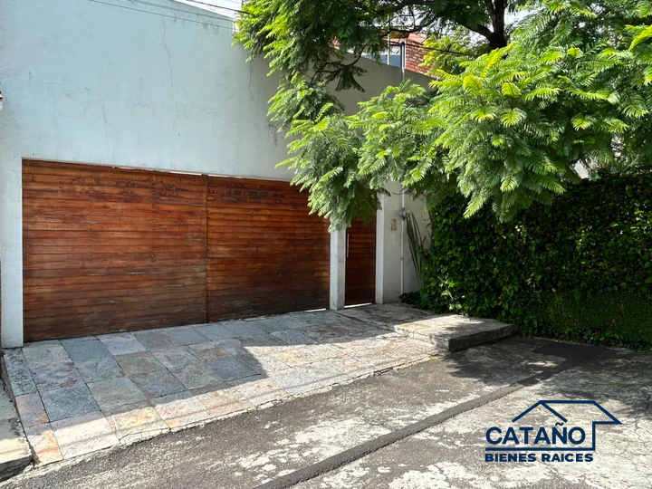 Casa en Venta, Olivar de los Padres, Angel Maria Garibay Kintana