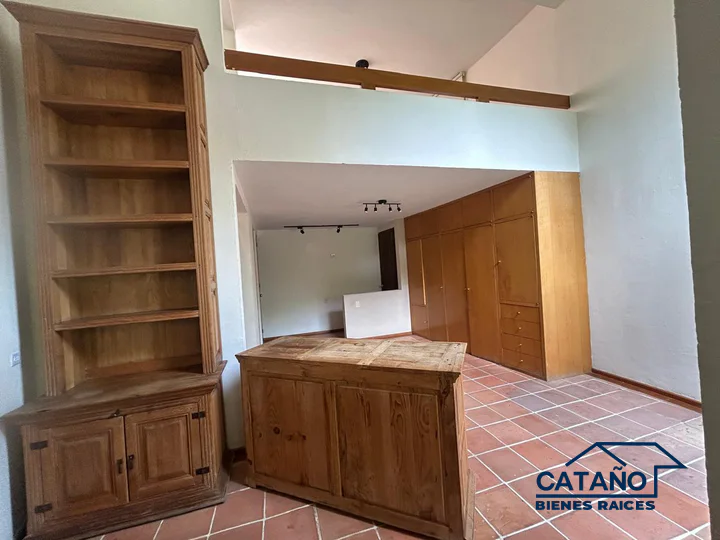 Cómodo Loft de dos niveles en renta en el Pedregal, Colegio (4/5)