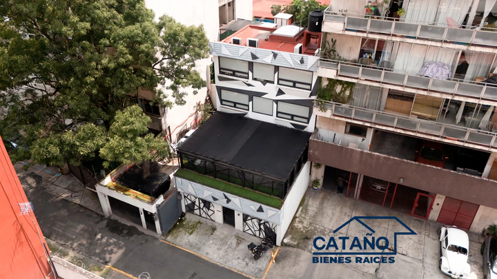 Pequeño edificio de oficinas, uso de suelo mixto, San José Insurgentes, Factor (4/6)