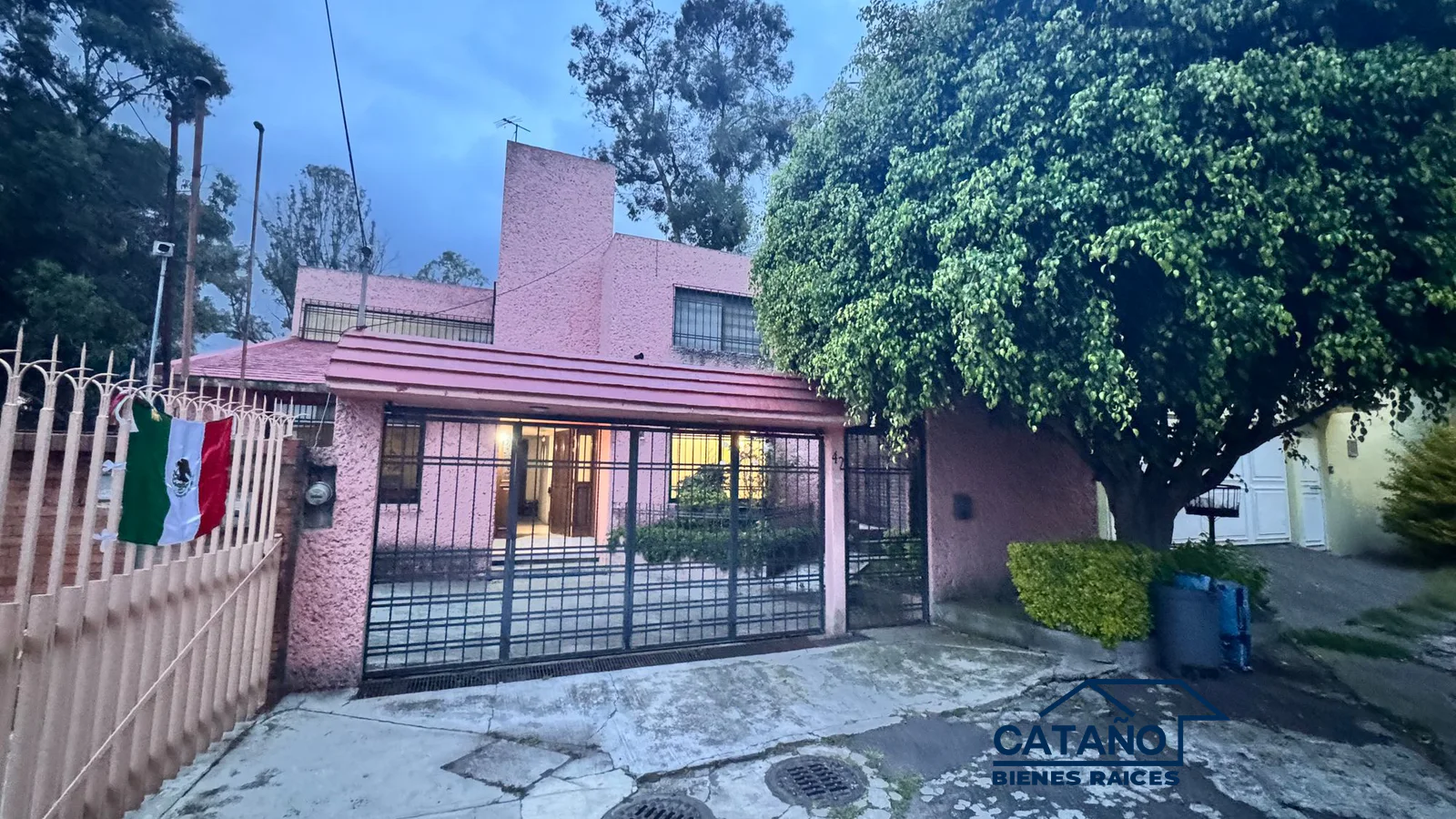 Casa en Venta con gran Jardín en Colina del Sur, 3 cerrada de Corceles (1/16)