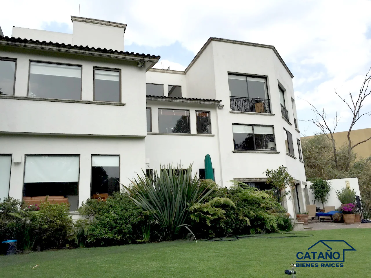Casa en Venta, Lomas de Santa Fe, Primera Cerrada de Vasco de Quiroga (1/17)