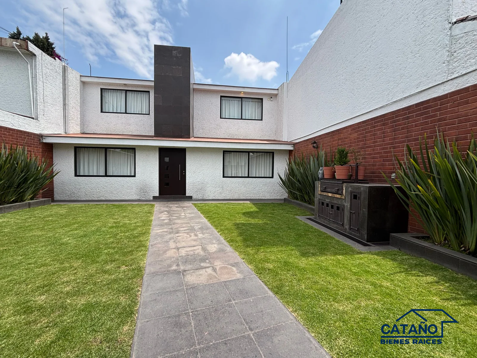 Casa en Venta, Las Águilas, Aquiles (1/12)