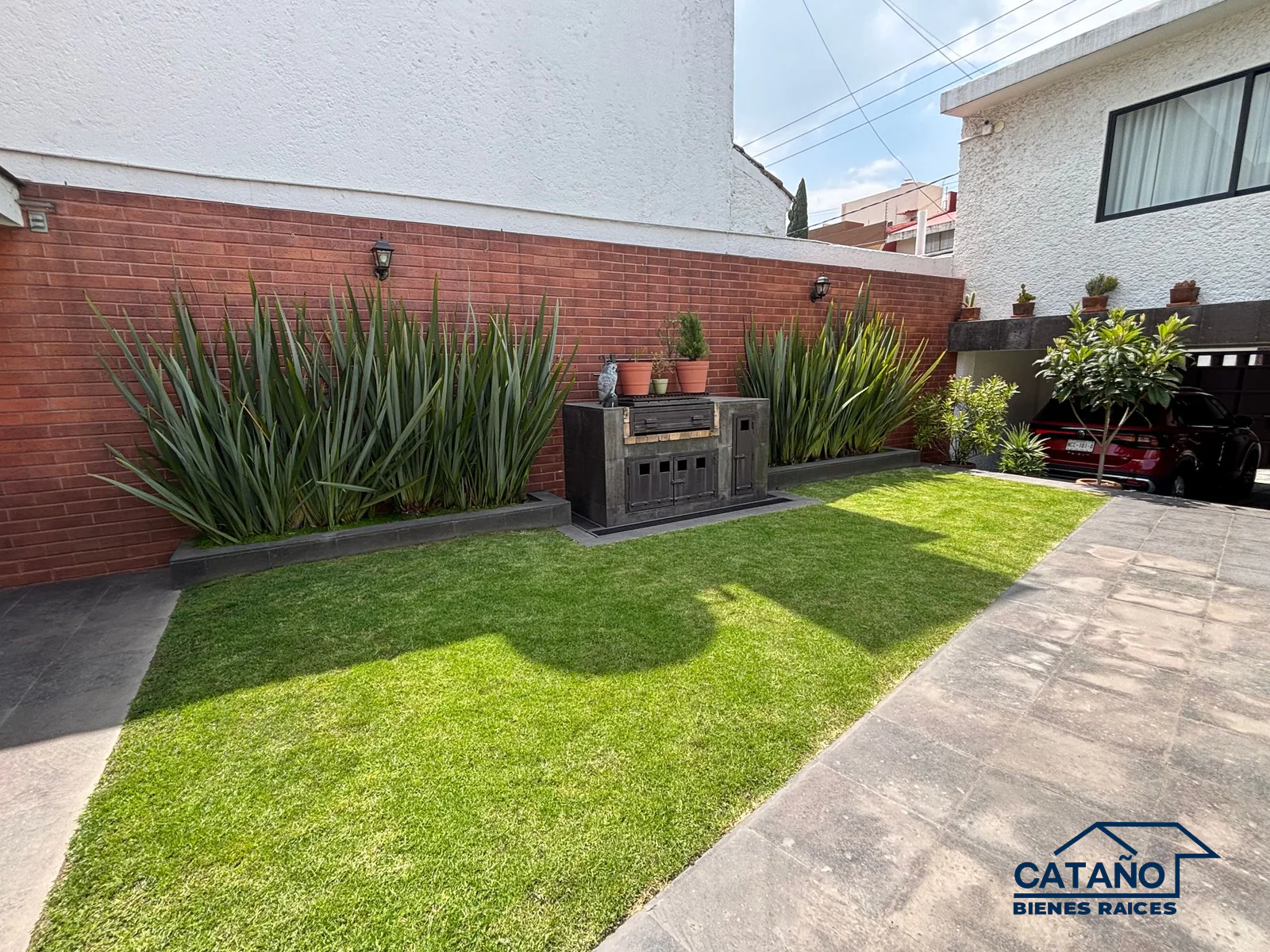 Casa en Venta, Las Águilas, Aquiles (4/12)