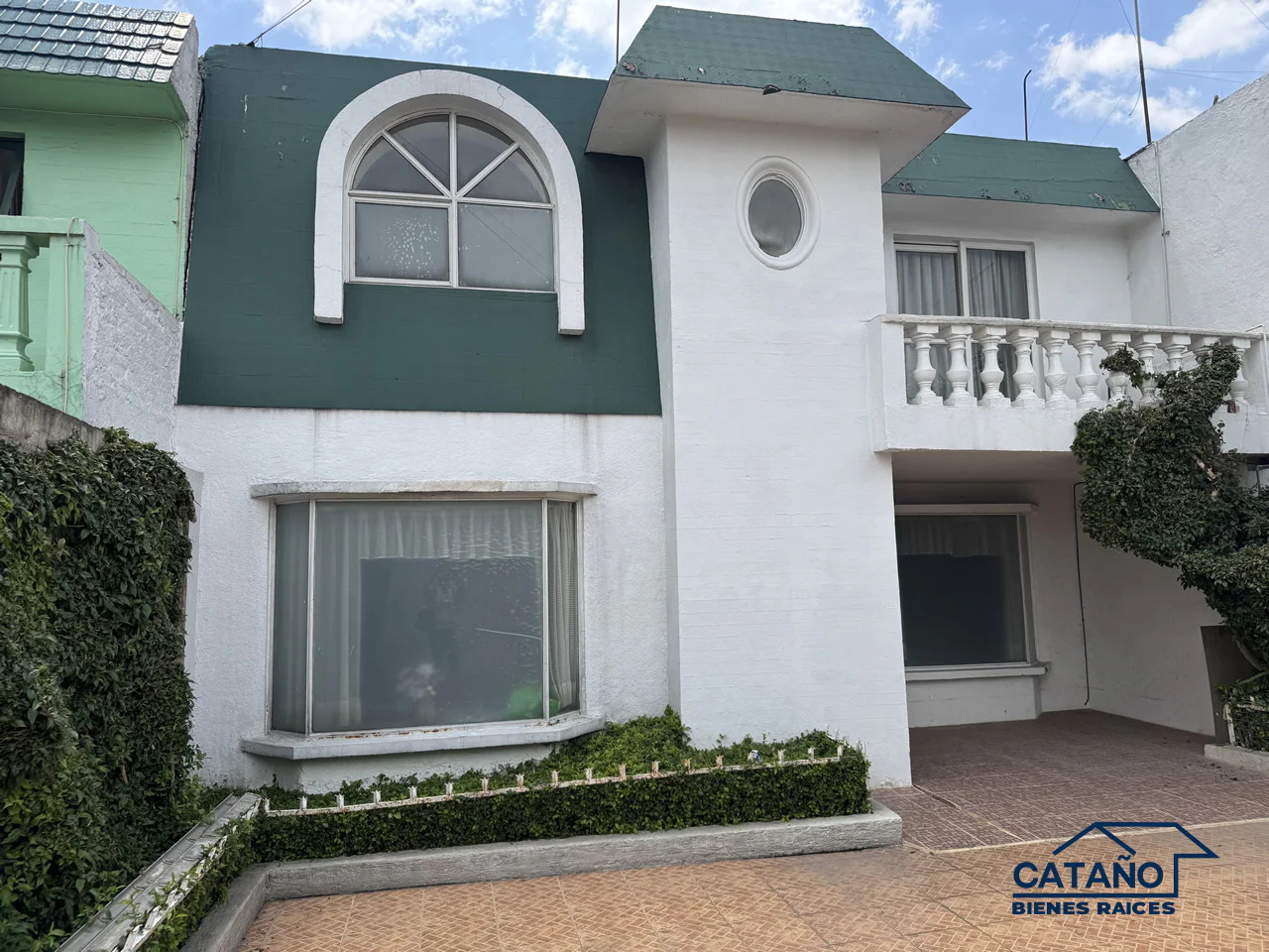 Venta casa en cerrada con vigilancia, Coapa, Rinconada de las Hadas, Chaparral (1/10)
