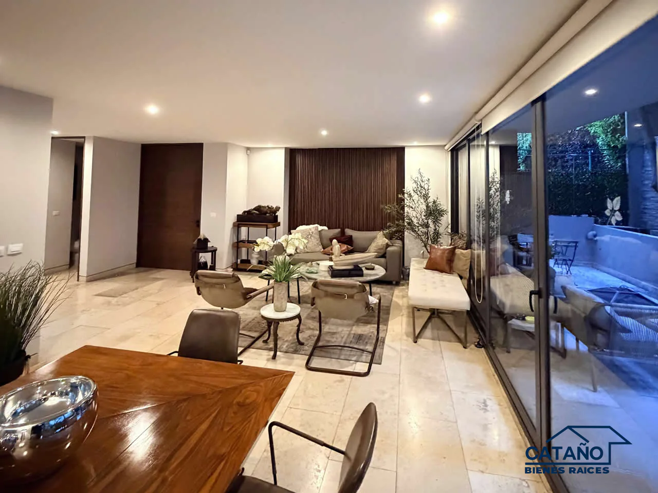 Espectacular casa, venta, seguridad y privacidad, San Jerónimo, Lomas Quebradas (2/14)