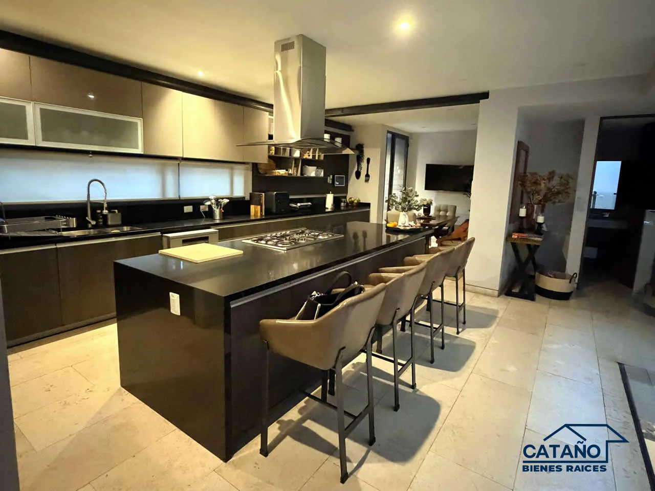 Espectacular casa, venta, seguridad y privacidad, San Jerónimo, Lomas Quebradas (4/14)