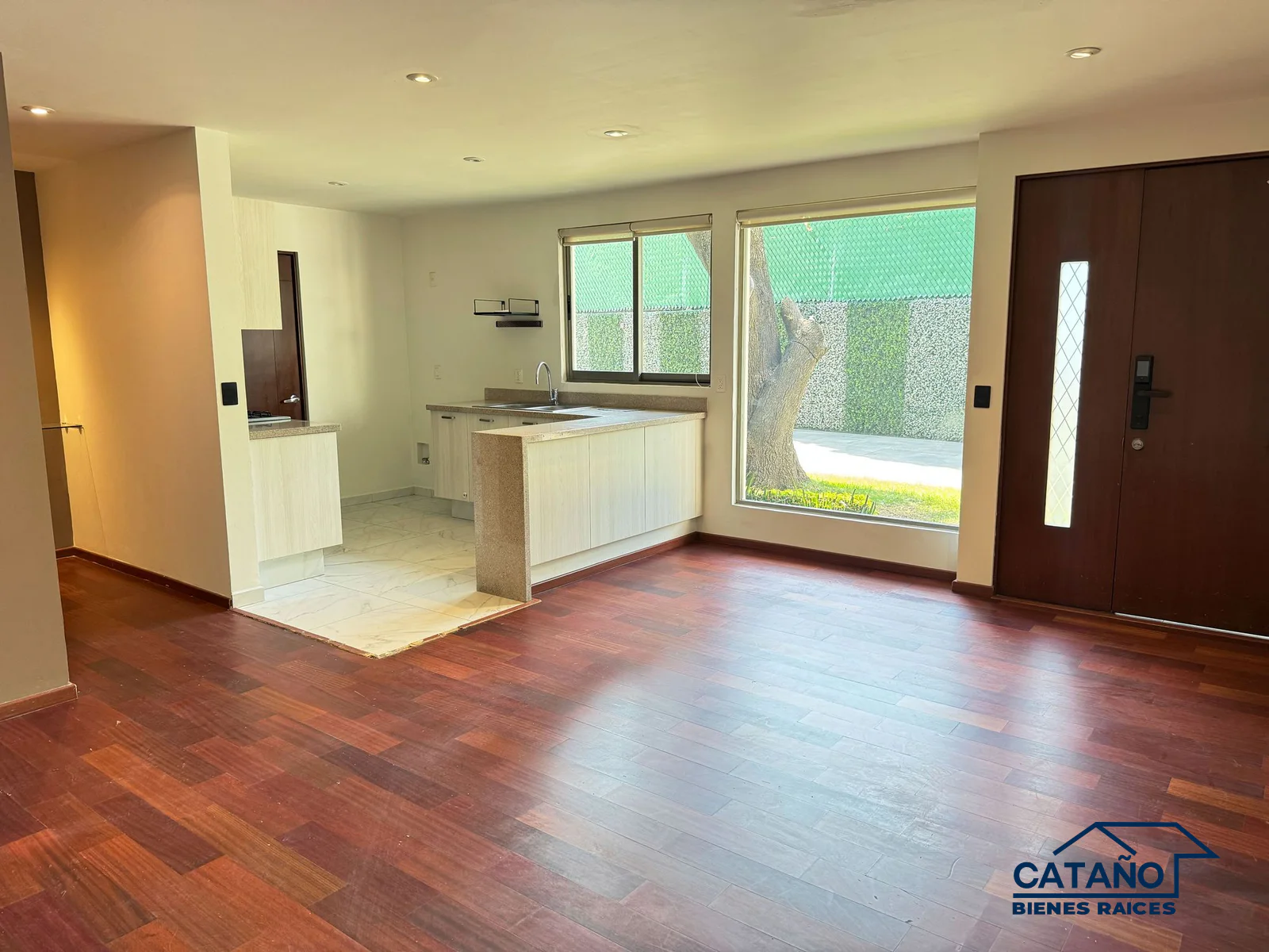 Casa en Venta y Renta, Tetelpan, Encino Grande (4/26)