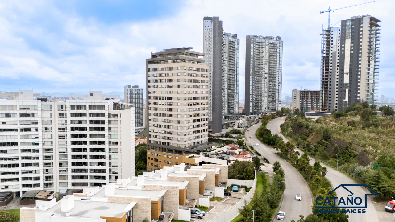 PH en Tivé Baume, en Blvd Bosque Real, con roof garden (1/33)