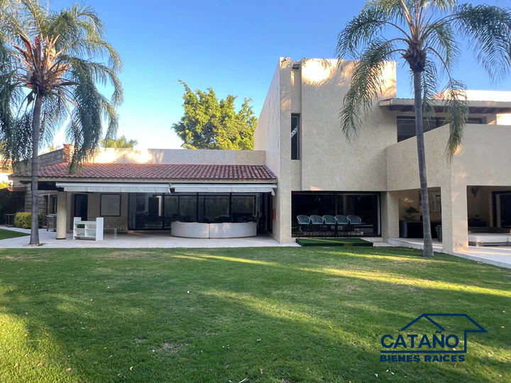 Casa en Venta, Lomas de Jiutepec, Cerrada Bugambilias (4/6)