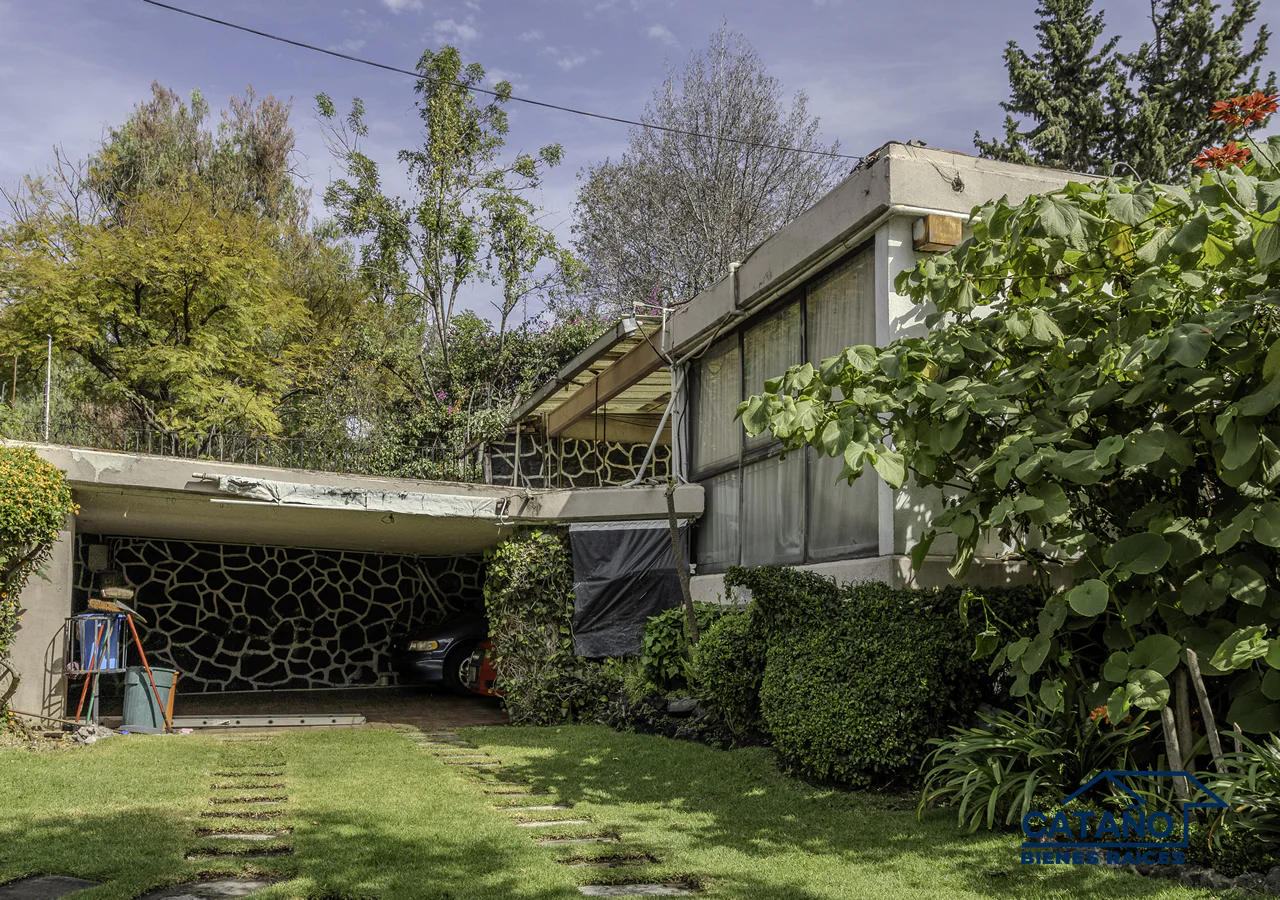 Casa en Venta y Renta, Jardines del Pedregal, Fuego (2/11)