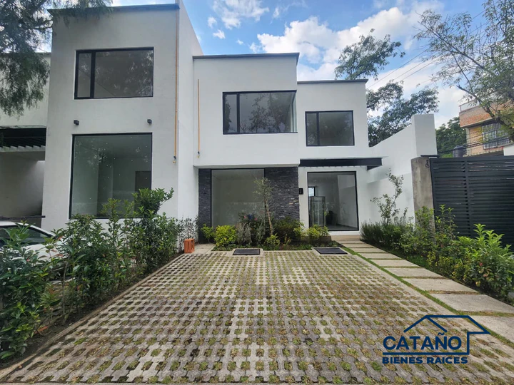 Casas en pre-venta en Coyoacán (1/6)