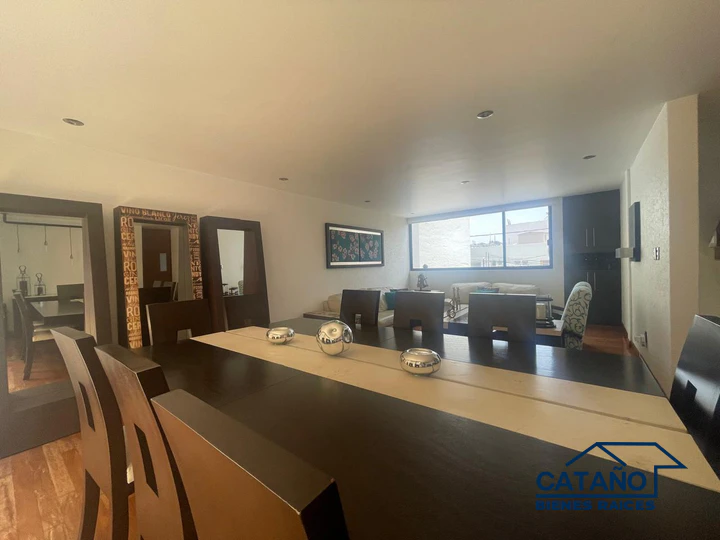 Casa en venta, amplia, excelente ubicación, en calle de los Picagregos (5/6)